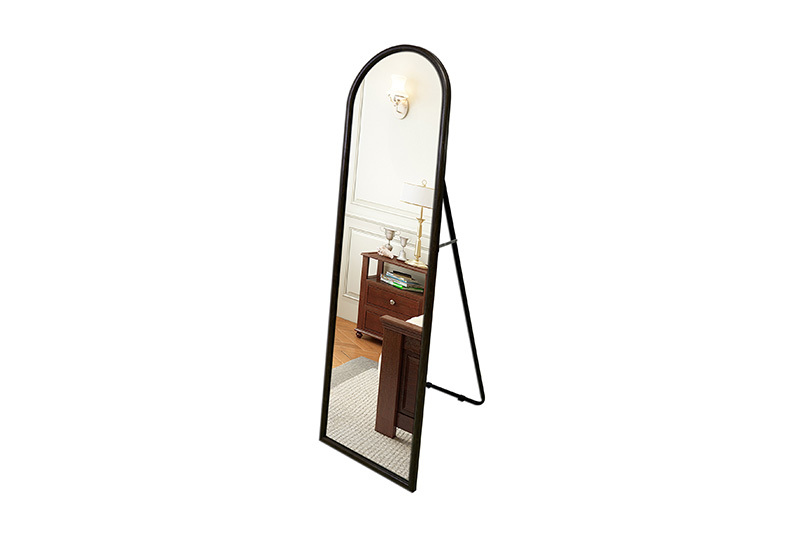 Shaped Mirror