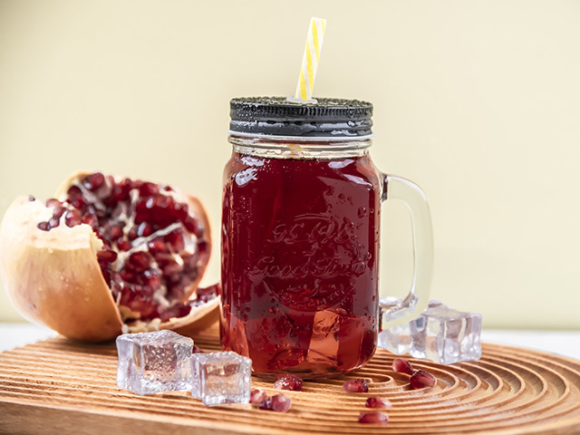 Pomegranate concentrate juice