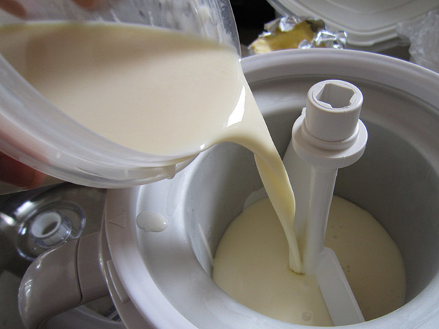 Stabilizer for Acidic Ice Cream Milk Liquid Stored at Room Temperature (UHT)