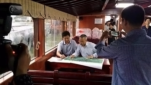 游船