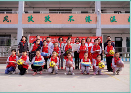 Donation to migrant workers' children's school Donation to migrant workers' children's school
