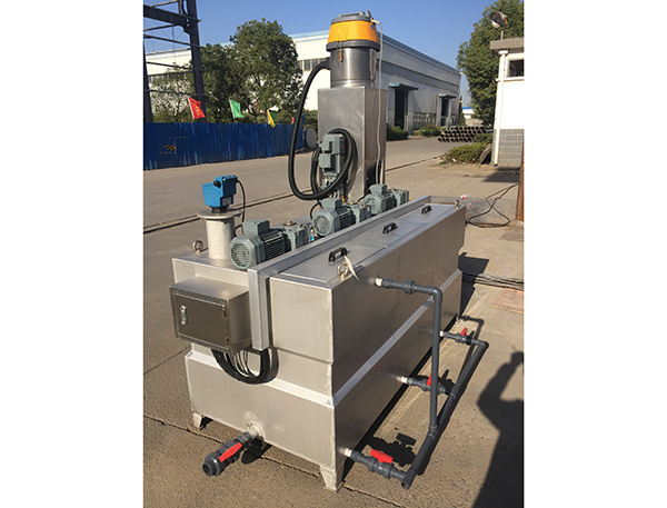 XGTF integrated dissolution and dosing device