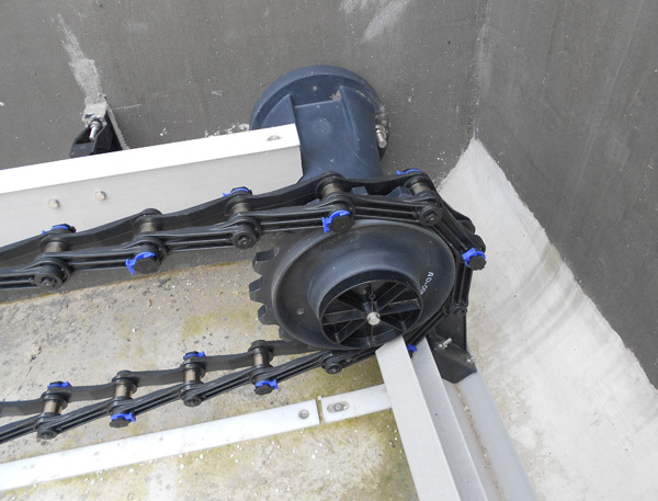 XLBG type non-metallic chain scraper