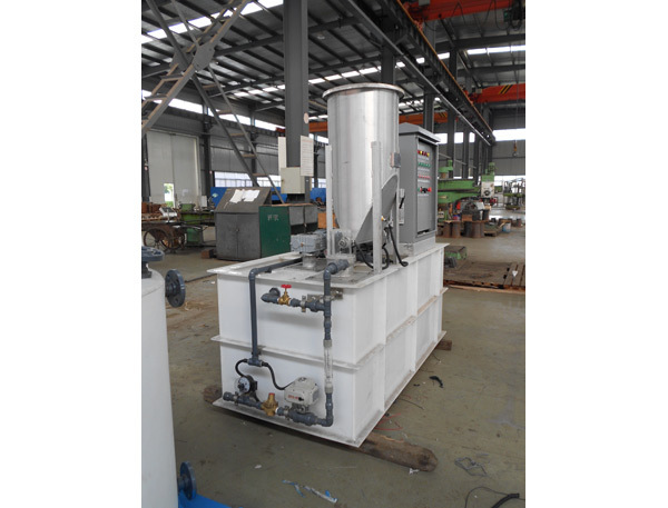 XGTF integrated dissolution and dosing device