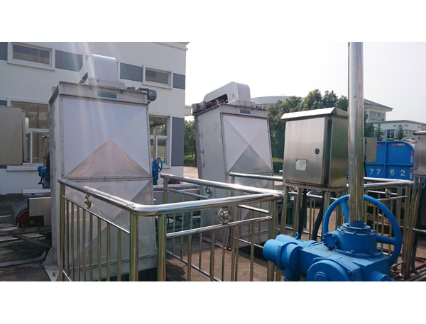 XDSG type moving track bar screen cleaner