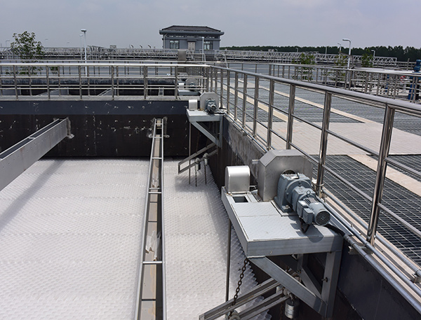 XDGG type monorail scraper