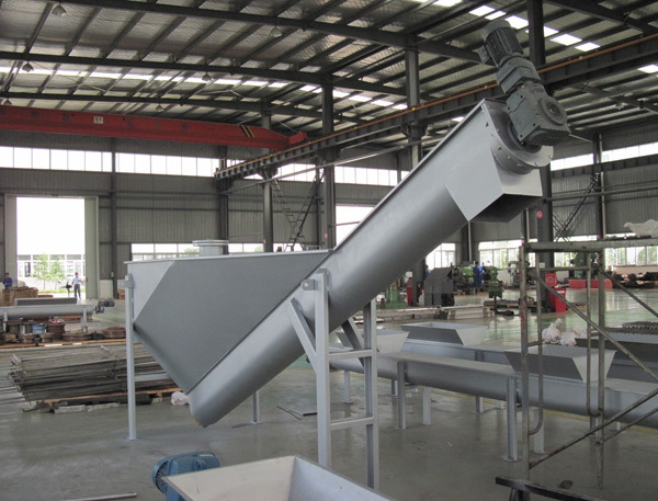 XSF and XLCF type helical sand (coarse particle) water separator