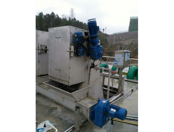 XWG type screen-plate step grating