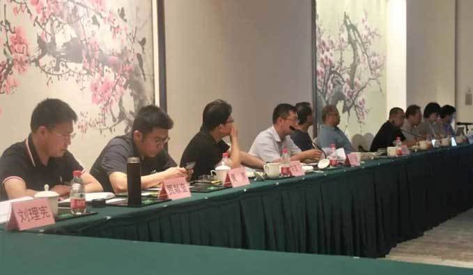 万搏召开高质量发展规划编制中期汇报会