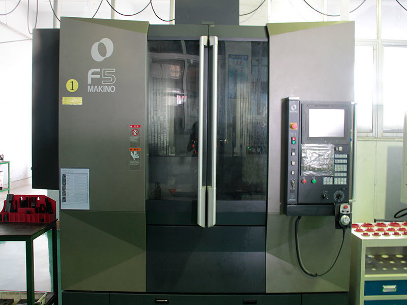 Makino F5加工中心