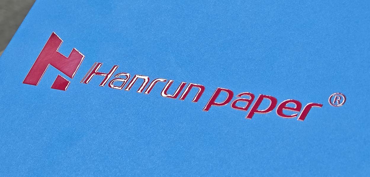 UV Printing vs. Screen Printing: Which Is Right for Your Business?