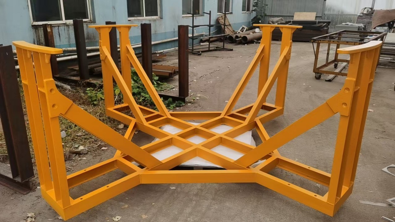 steel bracket for mineral / agricultural machinery surface paiting