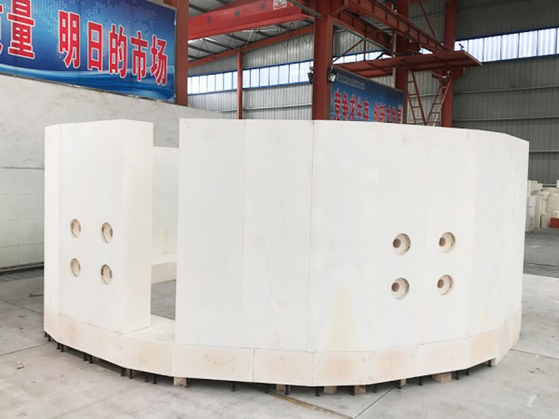 Fused cast zirconia corundum bricks