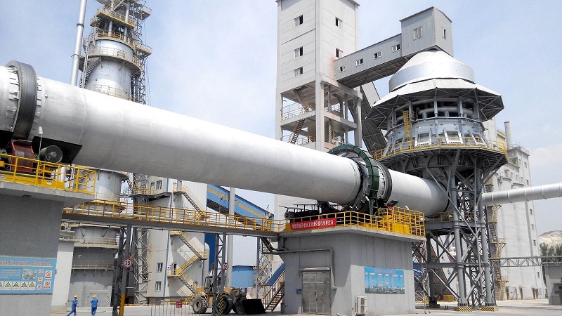 Innovative application of low-porosity clay bricks in the cement industry