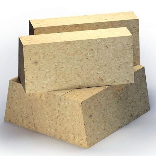 Permeabilia-resistant high-alumina bricks