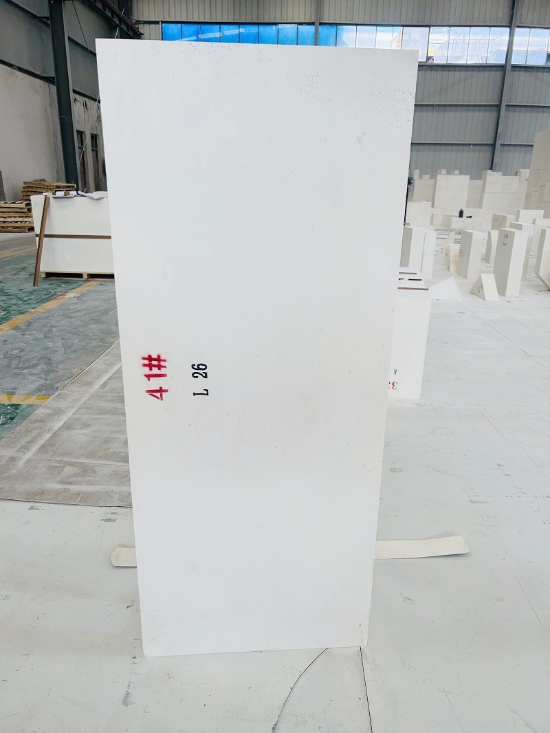 Fused brick AZS41-Y
