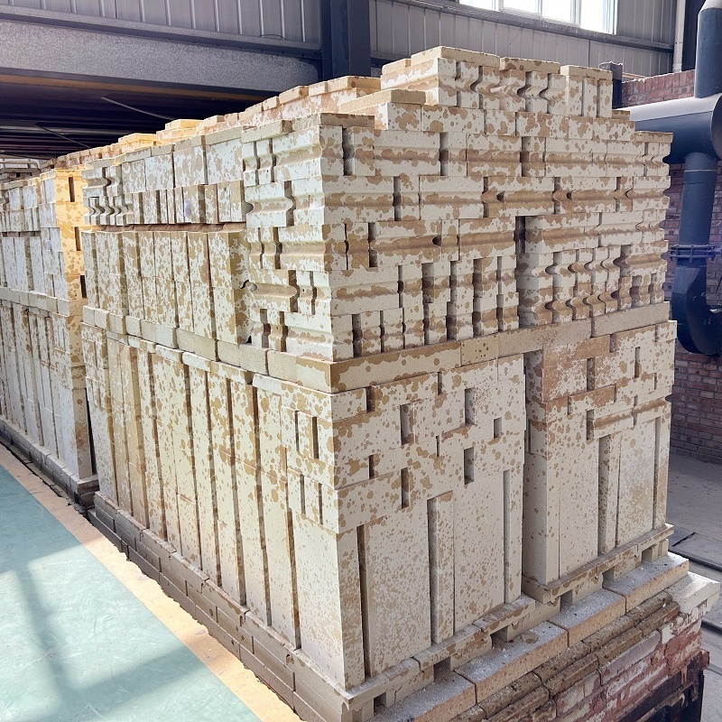 Silica bricks for coke ovens