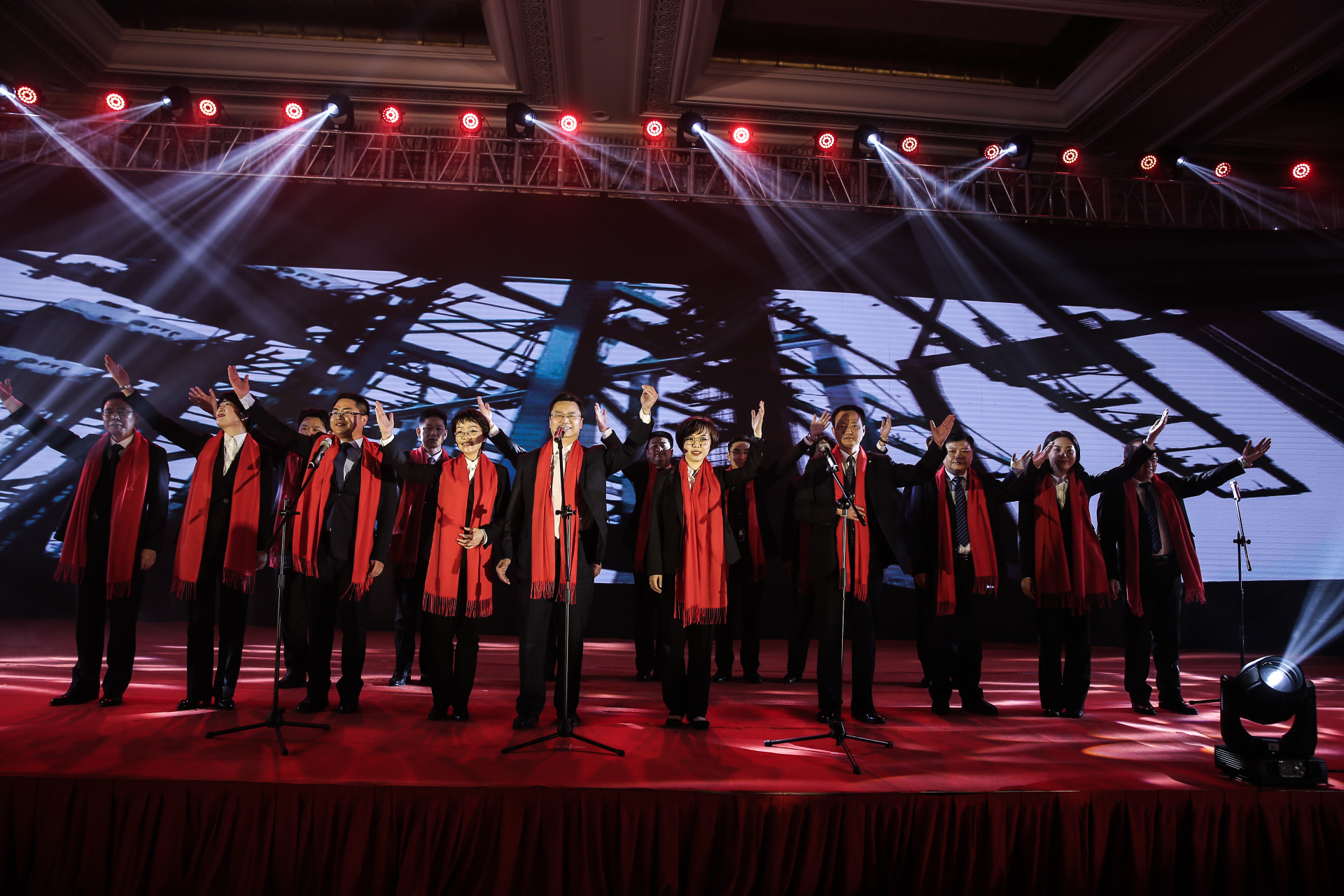 东郊国