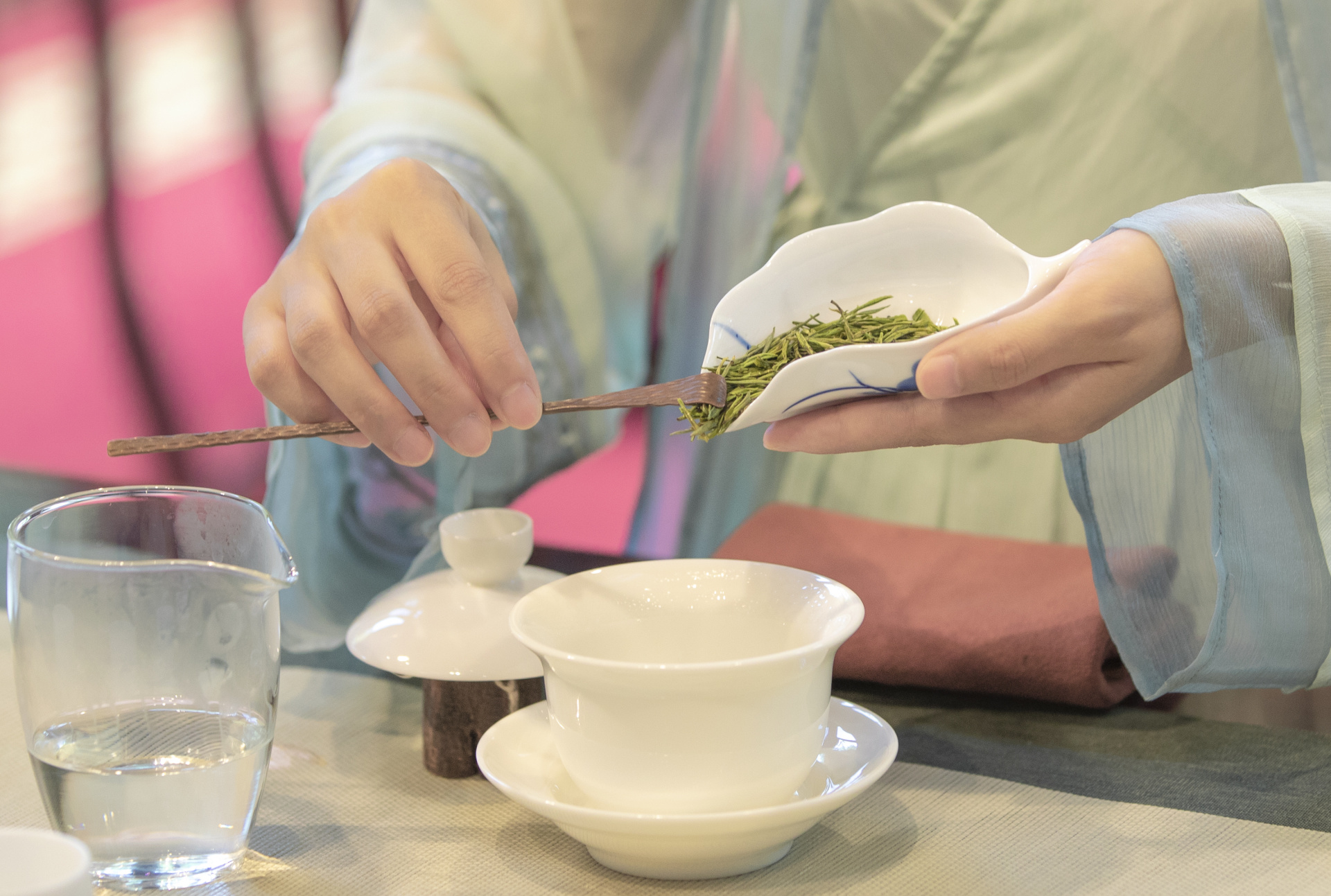 三伏天至，借茶消暑