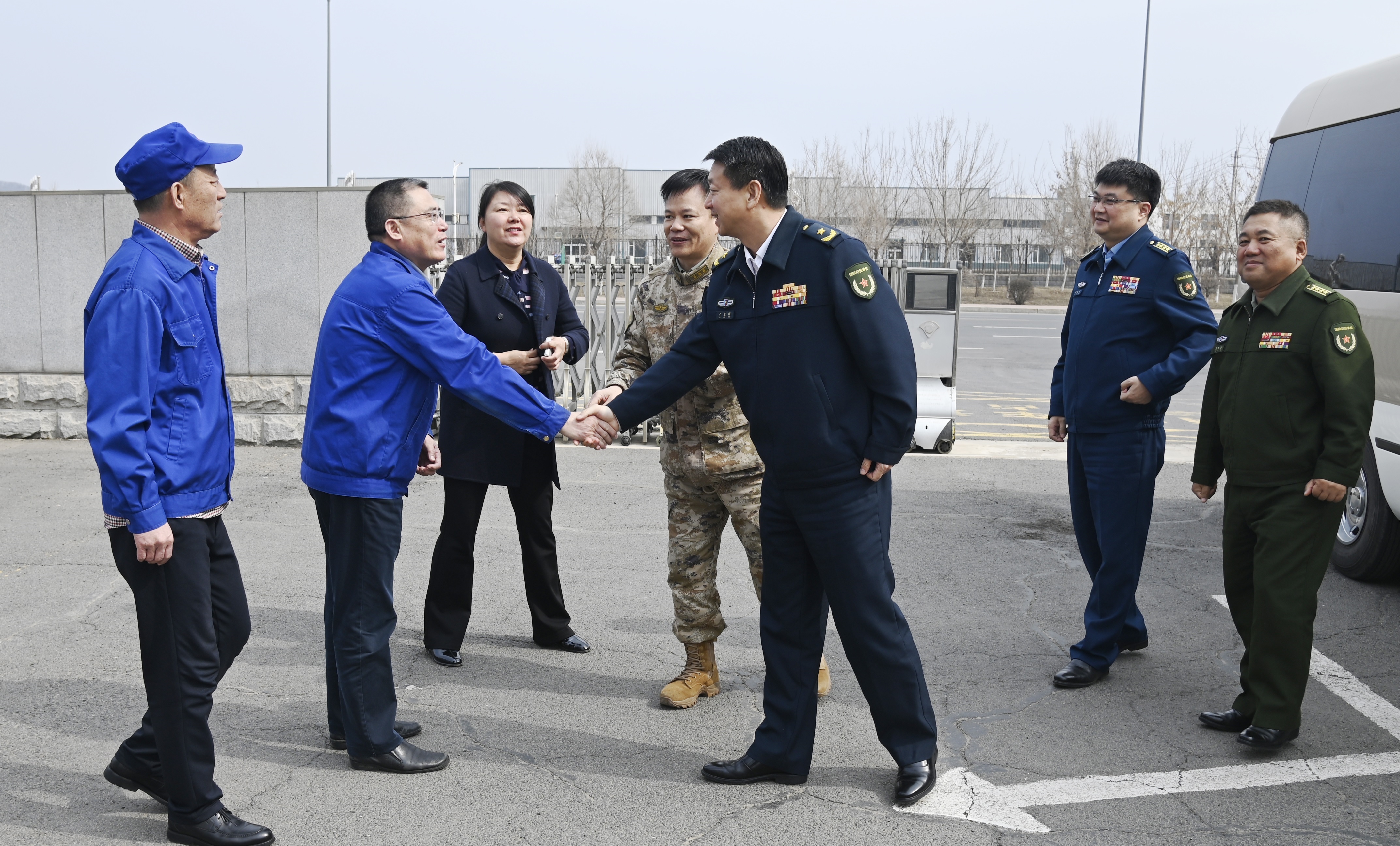 吉林省軍區(qū)和遼源軍分區(qū)領導到百康藥業(yè)開展軍民融合工作專項調(diào)研