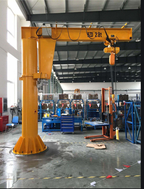 Column-mounted electric cantilever crane