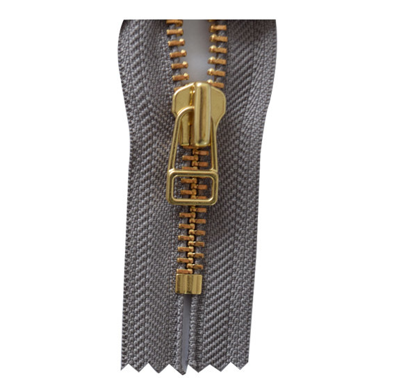 No.8 gold and copper closed tail zipper