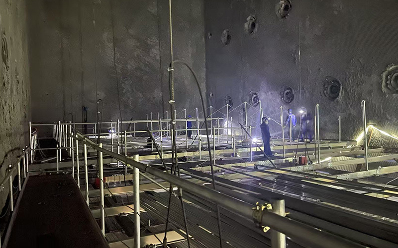 The boiler maintenance platform work of Anqing Power Plant is in full swing