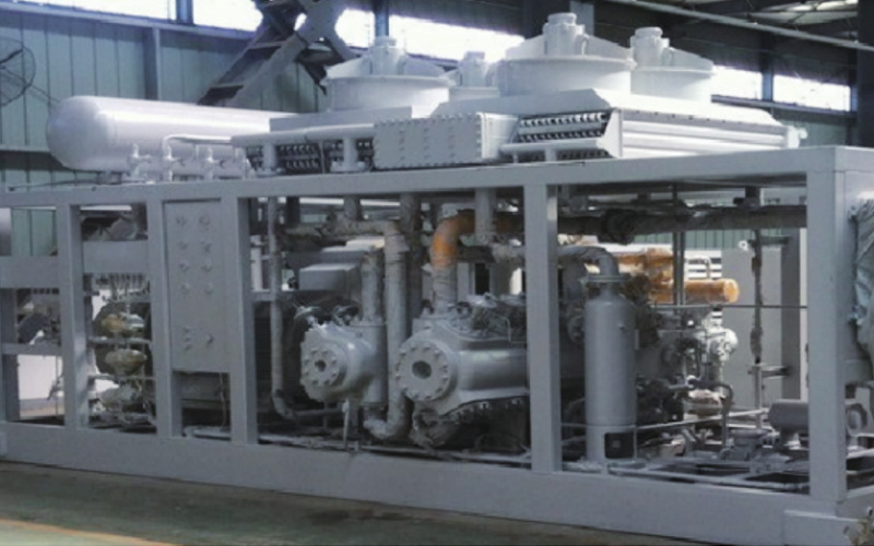CNG master station compressors