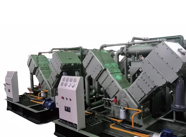 Piston type reciprocating compressors