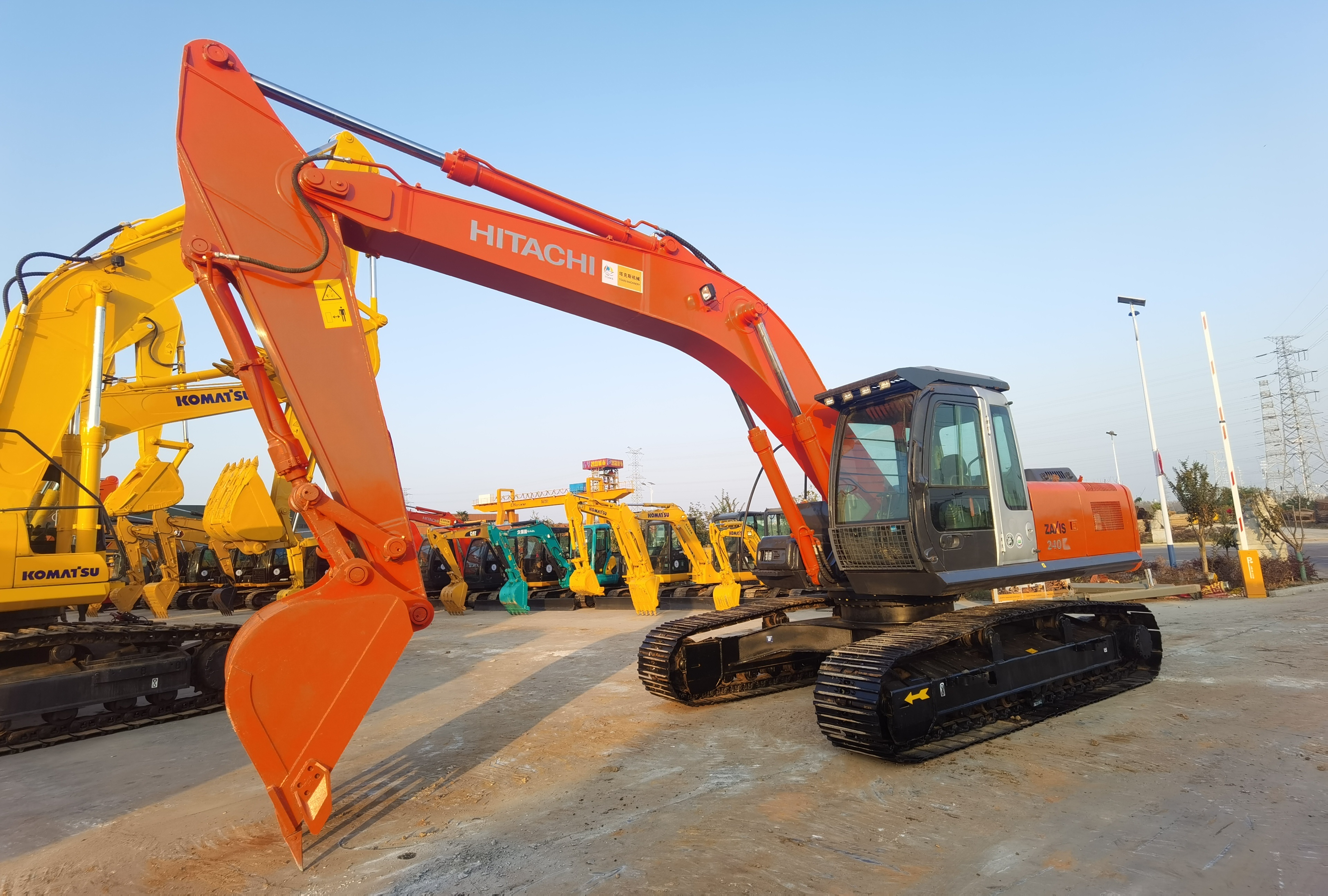 Hitachi Excavator Hitachi ZX240 ZX200 ZX210 Hitachi Excavator Price Cheap Excavators for Sale
