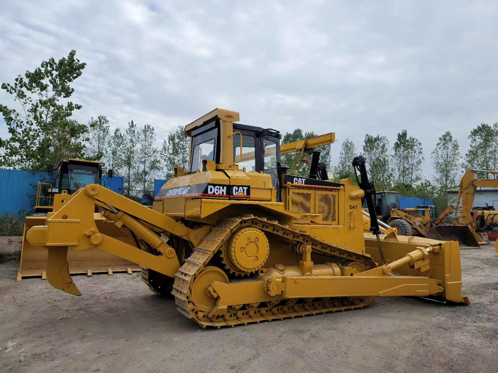 CAT    D6H
