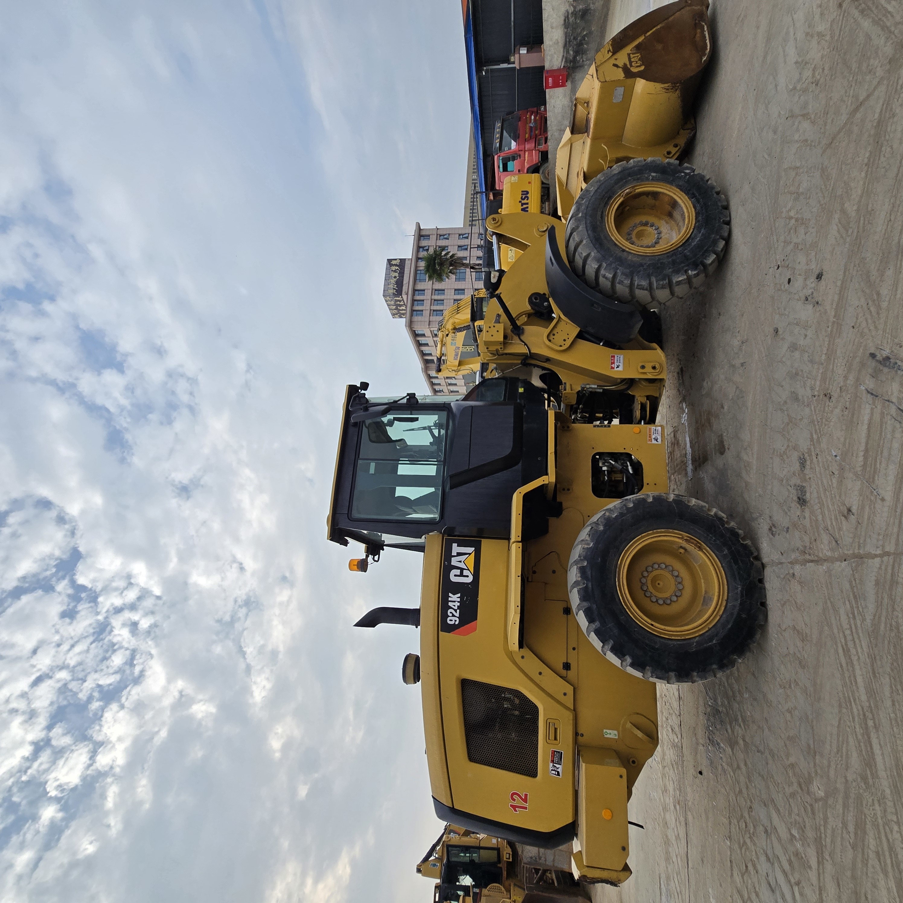 Used Original CAT 924K Wheel Loader 9 Ton Rated Load Front Loader with Engine Motor Pump Gearbox Core Components