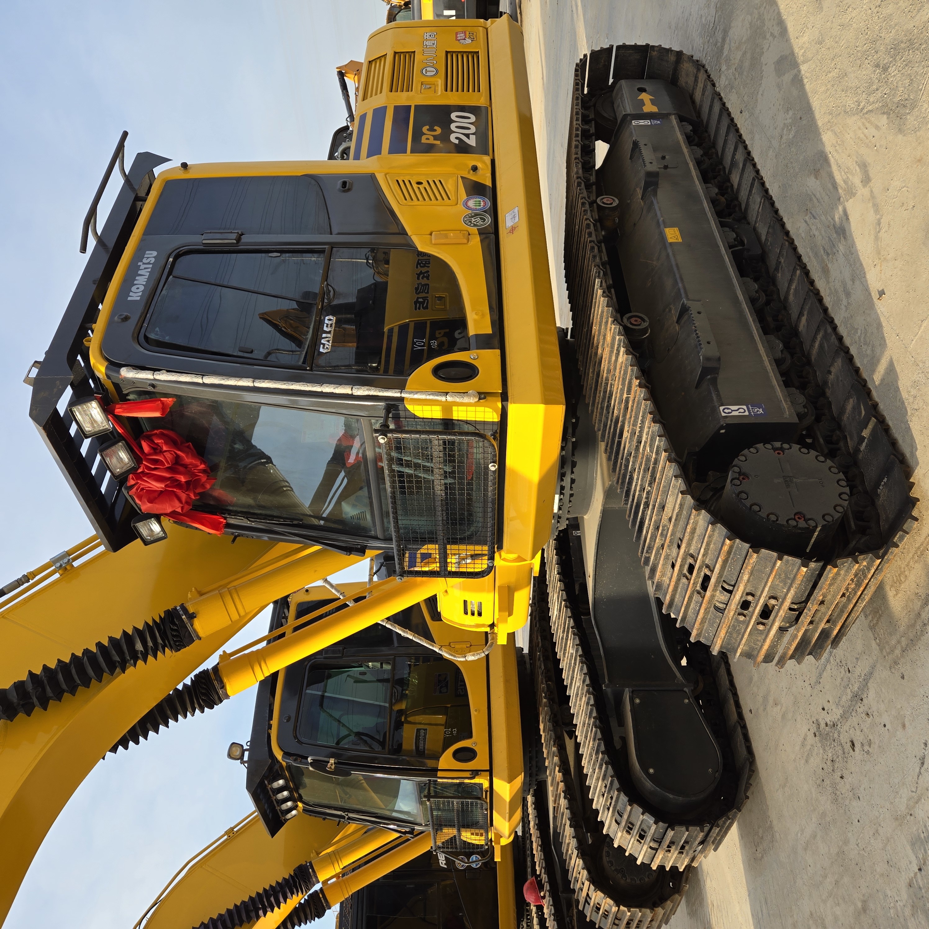 Komatsu PC200 excavator used digger for sale nice quality and good condition