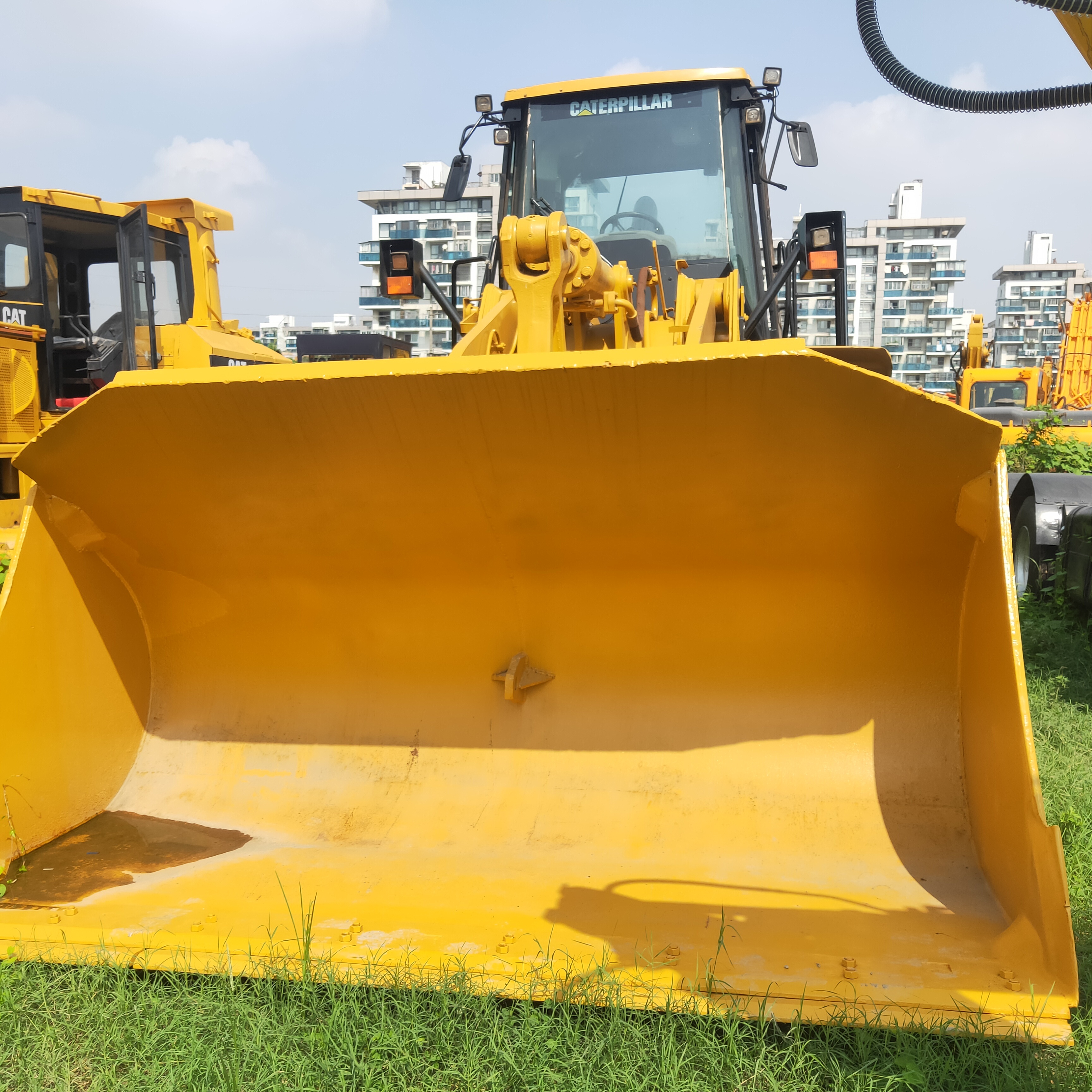 CAT 966H