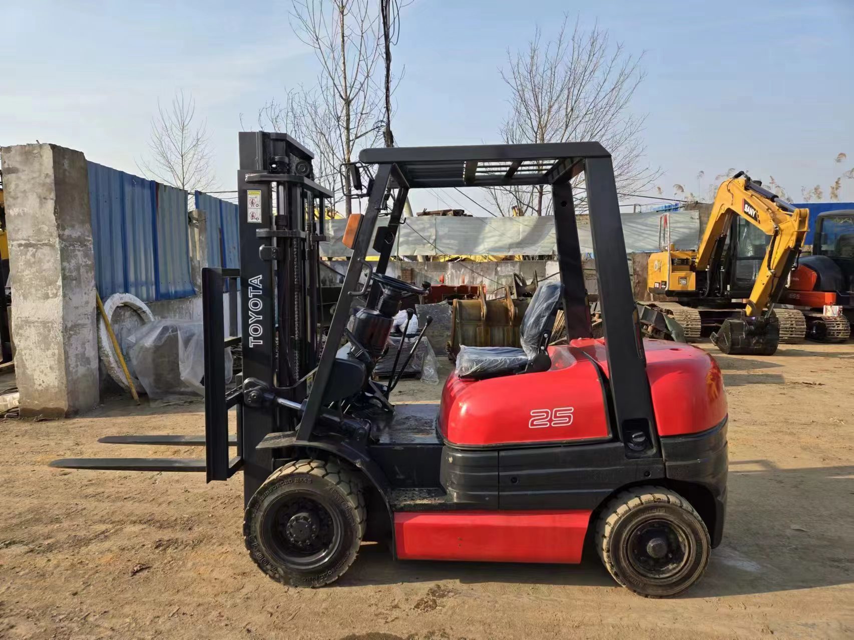 Japan original Fuel-efficient Toyota FD25 diesel Forklift second hand FD25 small used Toyota  2.5ton Forklift