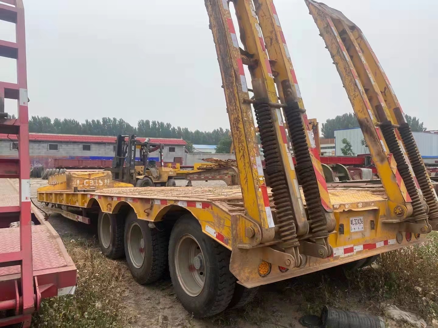 Semi Trailer