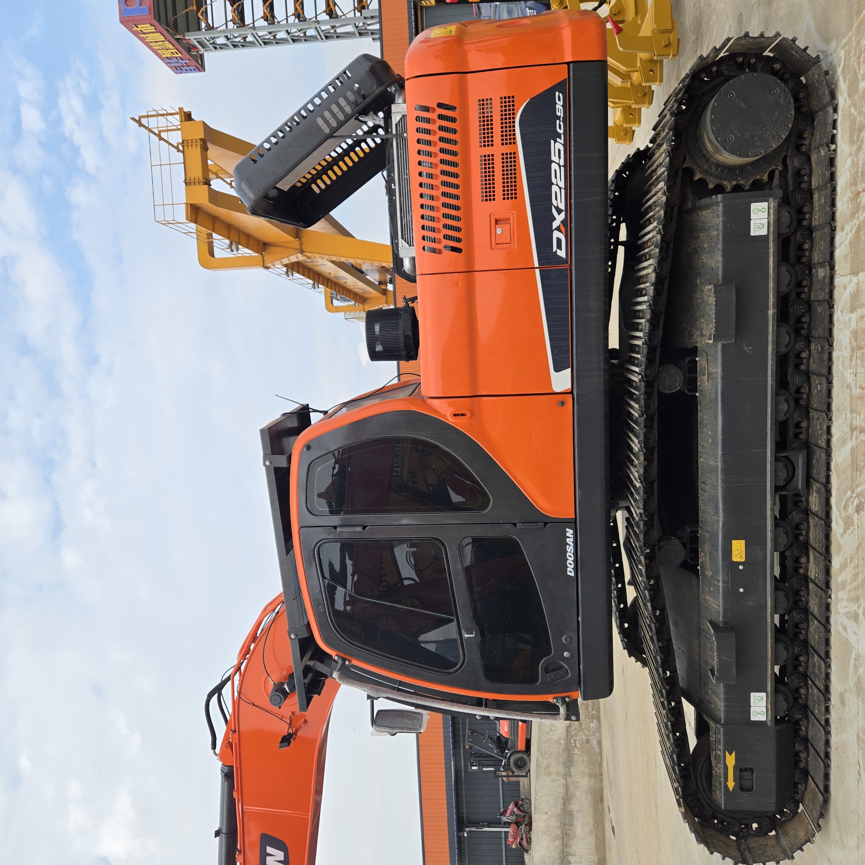 Original Korea Doosan DX225LC Crawler Excavator 22 Ton DX225 DH140 Doosan used excavator