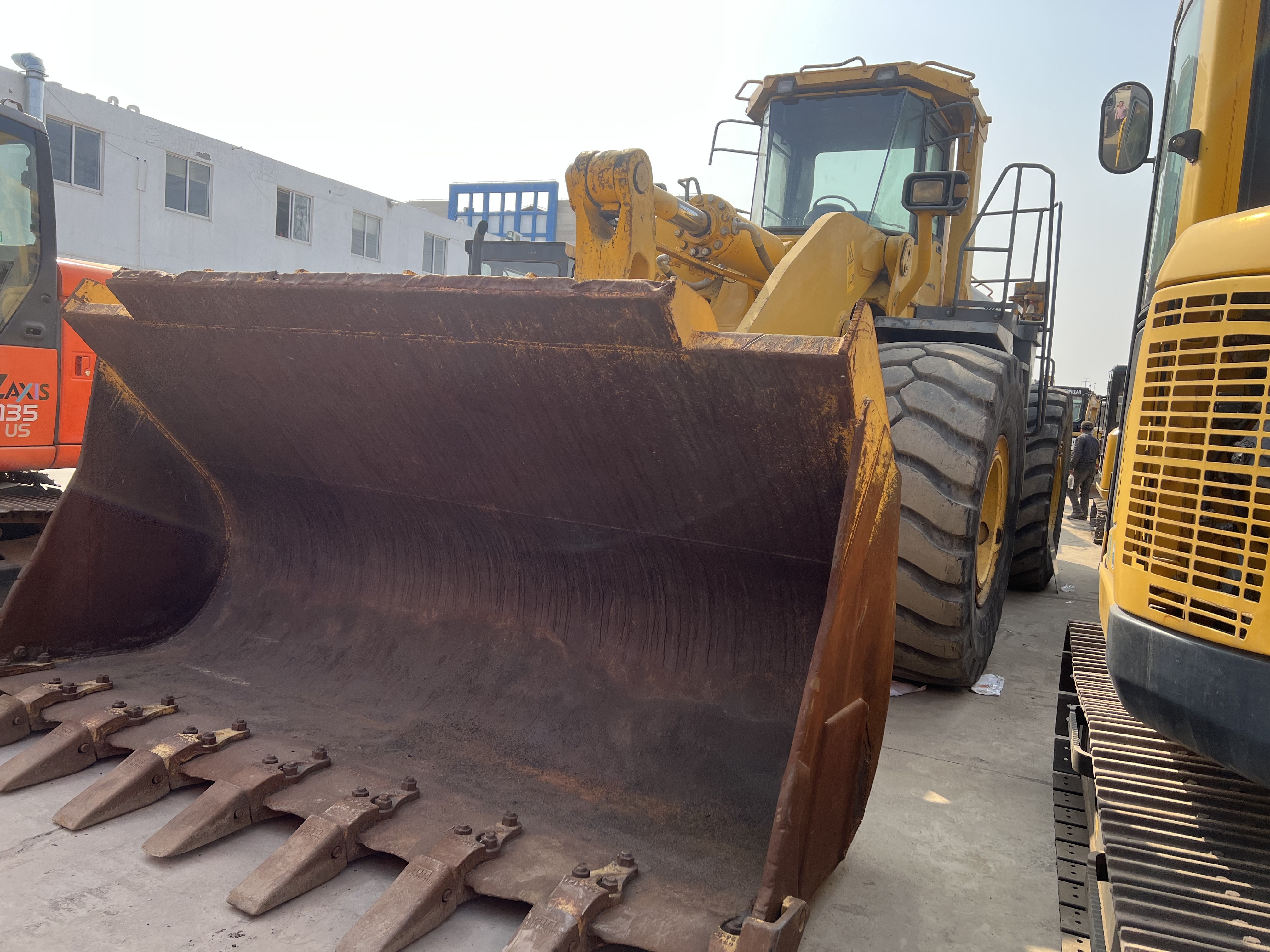 Komatsu WA600