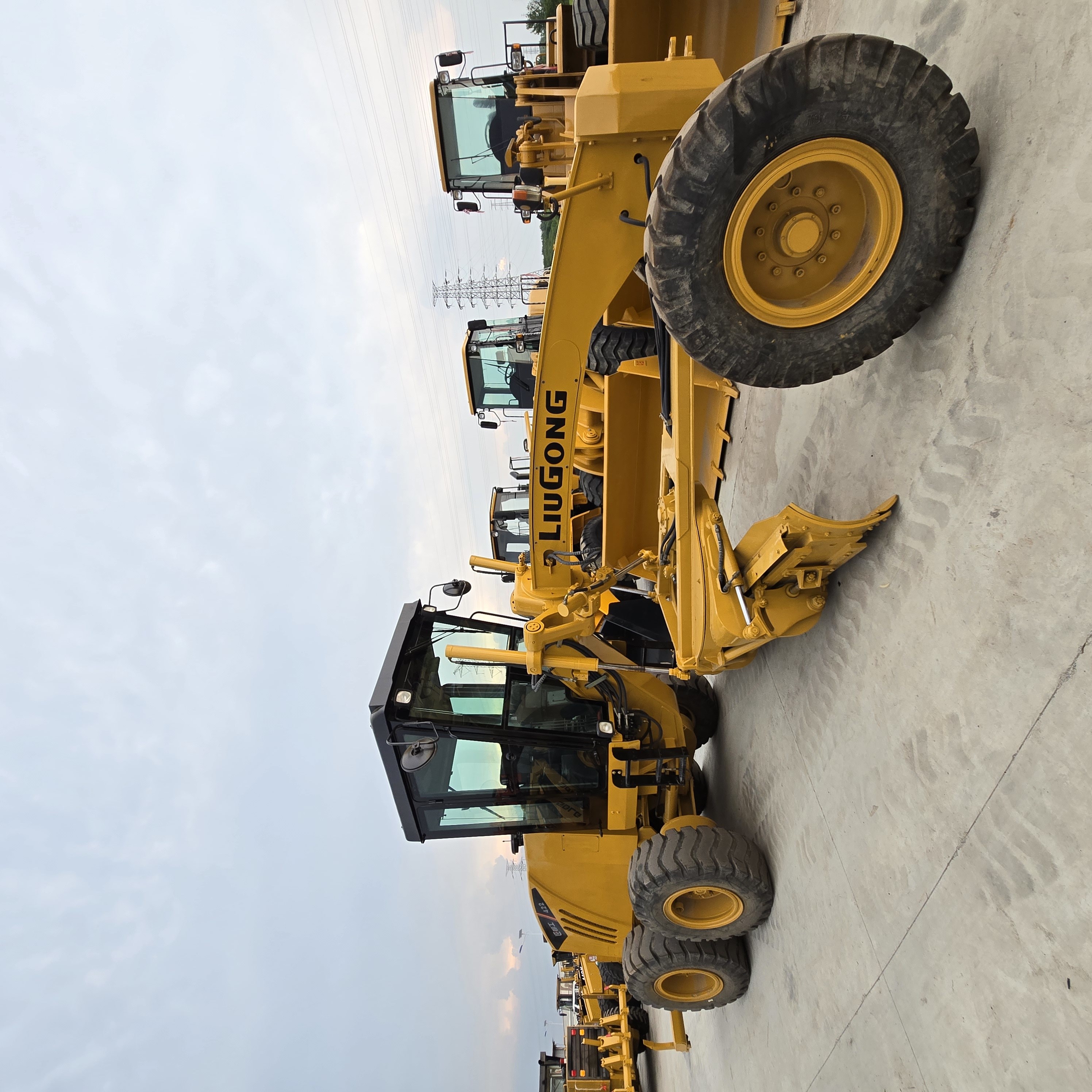 Mine Motoniveladora Liugong-motor-grader-422 Special Purpose Open Top Multifunctional Iso Grain Shipping Containers