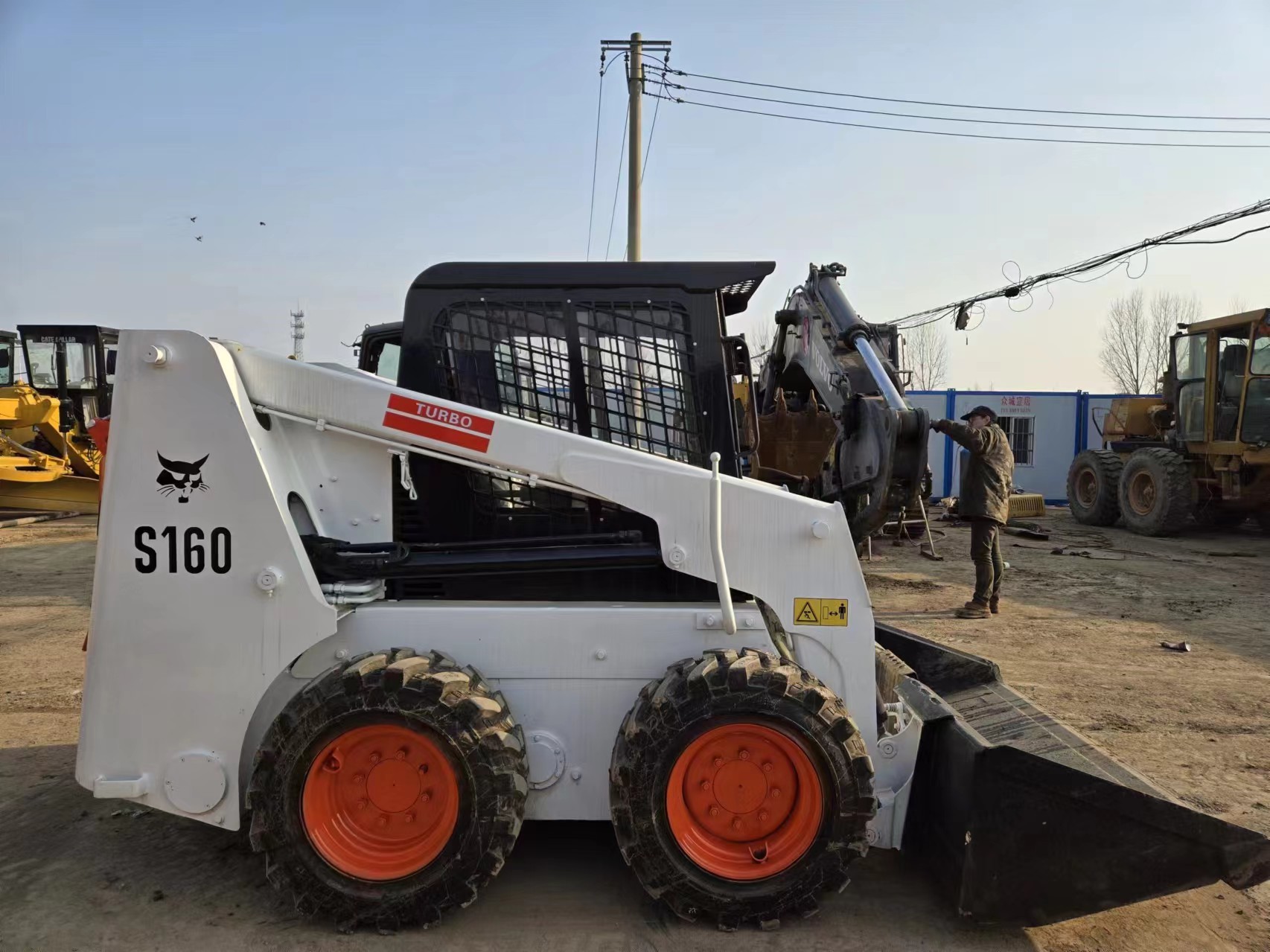 Used BOBCAT-S160 Skid Steer Loader In Good Condition Having high Quality And Perfect Performance