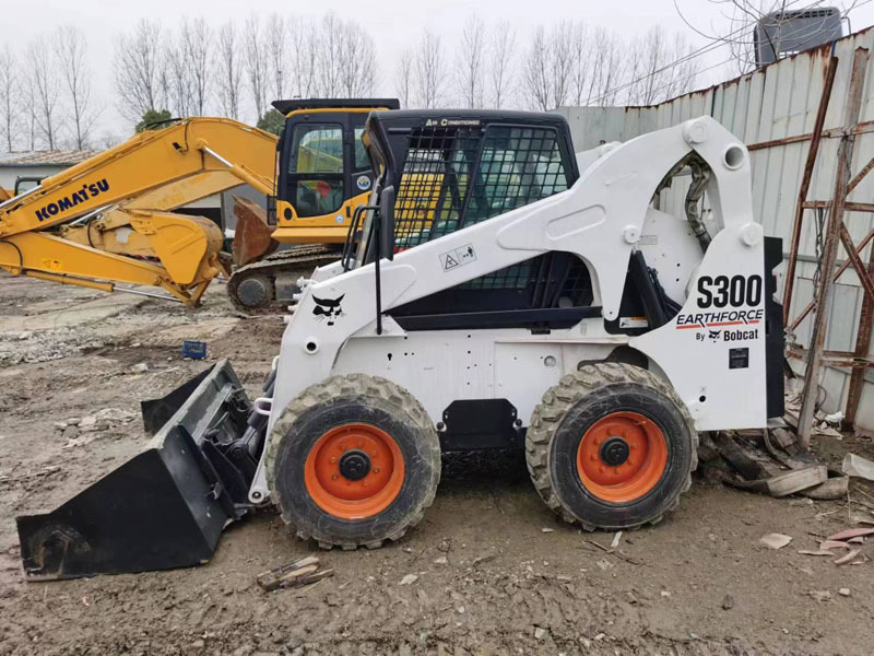 Bobcat S300