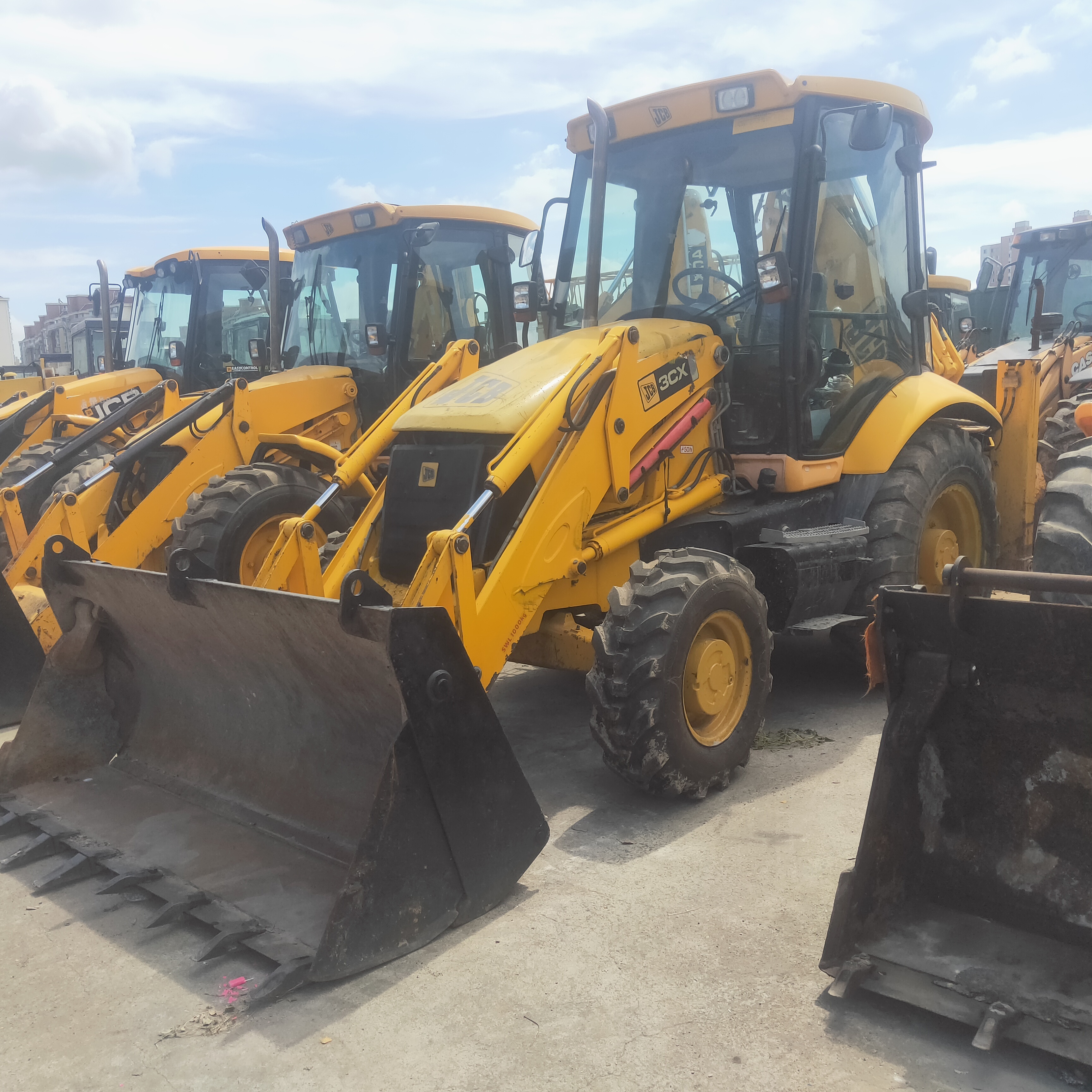 JCB    3CX