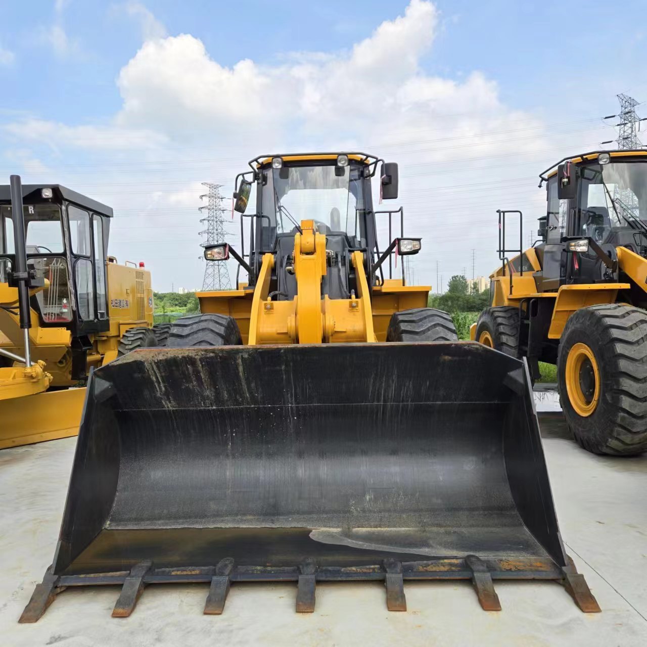 Original used Liugong loader China top brand model 856 856H 835 cheap price used wheel front loader used loaders 5 tons