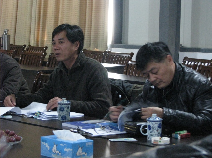  12月15日，儀征市科技鎮(zhèn)長團攜南京理工大學王克鴻教授一行到我公司視察參觀調研，了解企業(yè)科技創(chuàng)新工作情況。副市長、市科技鎮(zhèn)長團團長奚晨參加了會議。          首先，董事長李化向專家介紹了企業(yè)基本情況、特色產品、目前研發(fā)項目以及未來發(fā)展思路等。專家組同李化詳細探討公司目前研發(fā)的新型安全核電防甩支吊架項目，就項目目前開發(fā)存在的問題和難點進行了廣泛深入的交流。雙方目前已初步達成共識，將共同攜手在產學研合作、產品研發(fā)測試、項目合作等方面進行深度合作。         奚市長建議企業(yè)積極主動與南京理工大學聯(lián)系，尋求高校專家在技術攻關、產品開發(fā)等方面的支持，以提高企業(yè)的競爭力。同時，她還希望南京理工大學能夠盡可能地給予支持，幫助企業(yè)發(fā)展壯大。         市科技局，真州鎮(zhèn)分管負責同志參加了會議。