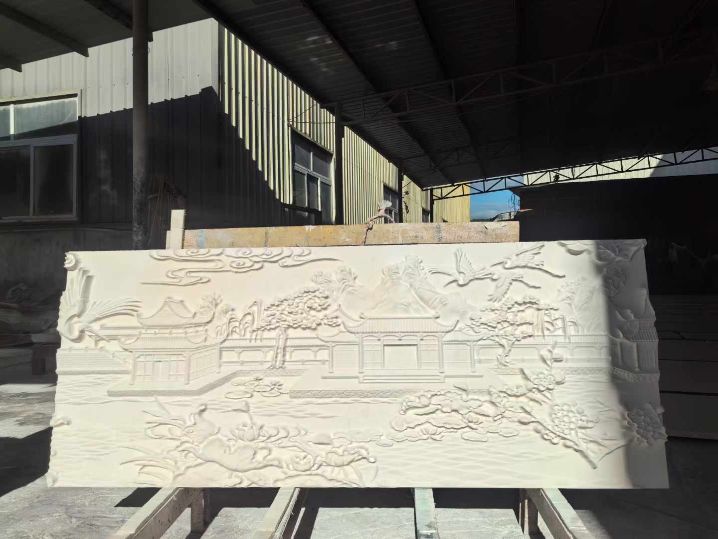 Hand carving VS Machine carving