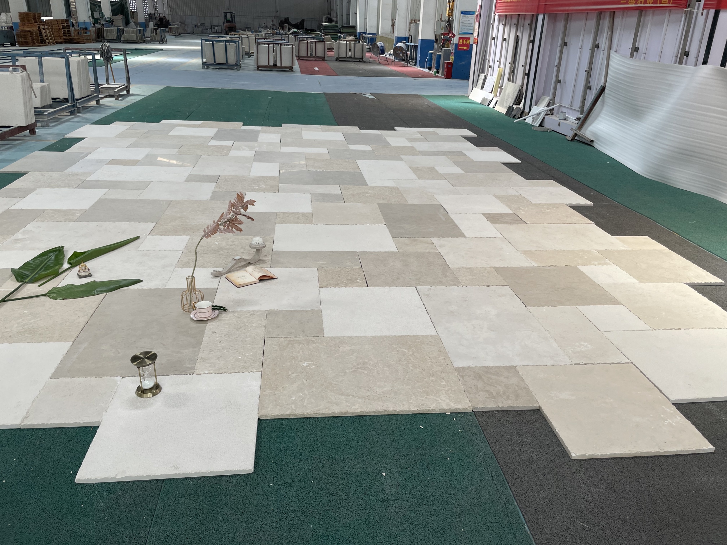 What is limestone french pattern?