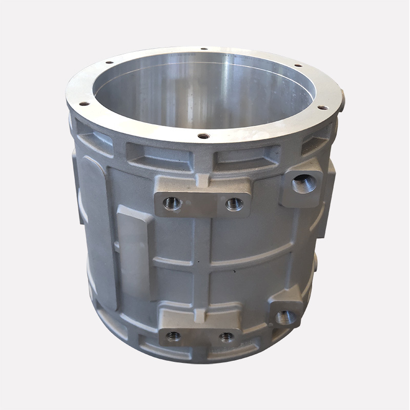 One-piece water-cooled motor casing