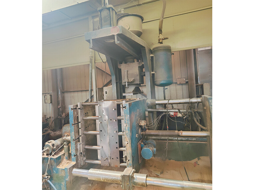 Casing machine