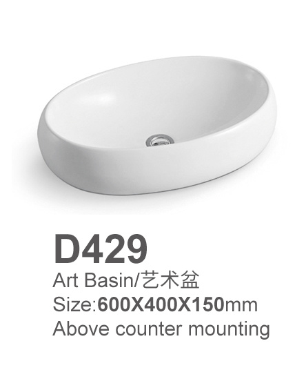 D429