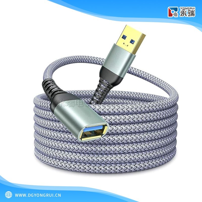USB 公头转 USB 母头延长线